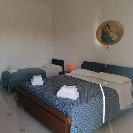 Le Rondini Apartment