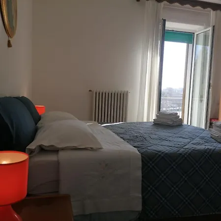 Apartment Le Rondini Trani