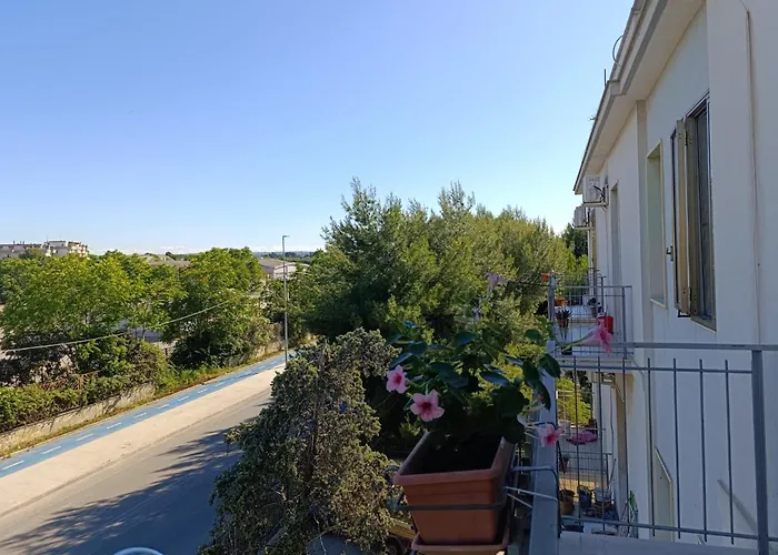 Le Rondini * Трани